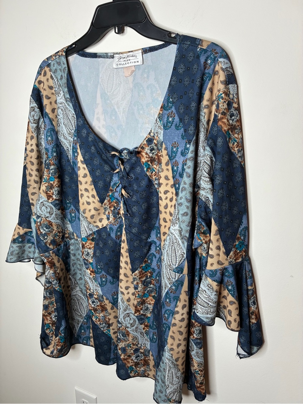 Giorgio Fiorelli Blue and Beige Patchwork Paisley Lace-Up V-Neck Blouse